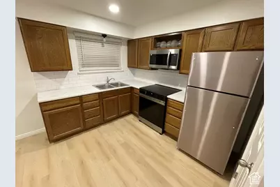 466 E 400 S, Provo, UT 84606 - Photo 15