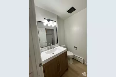 466 E 400 S, Provo, UT 84606 - Photo 11