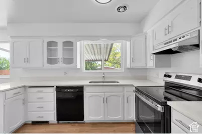 1656 S 35 E, Bountiful, UT 84010 - Photo 9