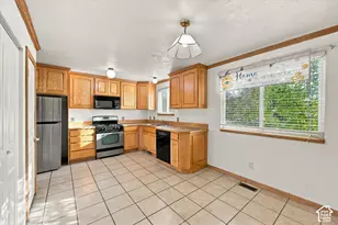 3959 S 6900 W, West Valley, UT 84128 - Photo 9