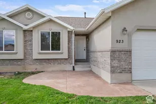923 N 140 W, American Fork, UT 84003 - Photo 3