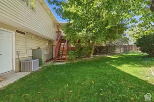 7208 Christalee Ct, West Jordan, UT 84084 - Photo 17