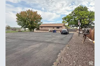 360 E 300 S, Castle Dale, UT 84513 - Photo 51