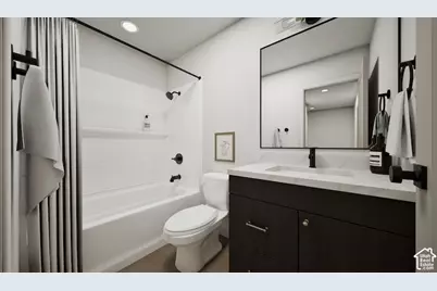 25 E Emerald Ln #B4, Kaysville, UT 84037 - Photo 9