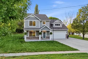 55 N 200 E, Hyrum, UT 84319 - Photo 1