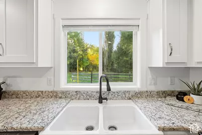 55 N 200 E, Hyrum, UT 84319 - Photo 11