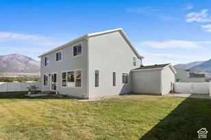 2211 N 200 W, Harrisville, UT 84414 - Photo 23