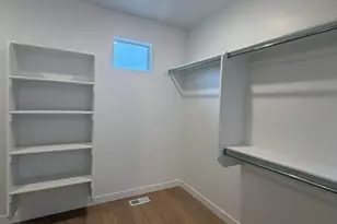 2850 N Kingbird Dr, Eagle Mountain, UT 84005 - Photo 9
