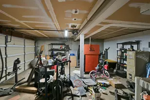 6484 S Daffodil Way W, West Jordan, UT 84081 - Photo 17