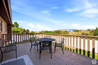 921 E 3350 N, Layton, UT 84040 - Photo 27