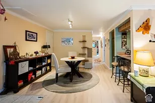 8144 S Cottonwood Cir E, Sandy, UT 84094 - Photo 7