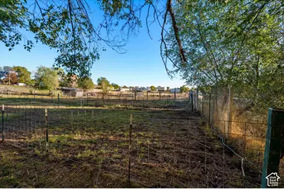 4885 S 2700 W, Roy, UT 84067 - Photo 43