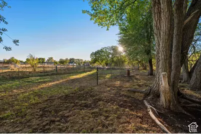 4885 S 2700 W, Roy, UT 84067 - Photo 41