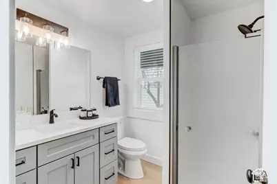 8560 S 700 St E, Sandy, UT 84070 - Photo 11