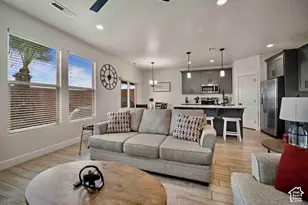 498 N Ventura Ln, Washington, UT 84780 - Photo 11
