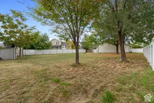 2434 W 2250 N, Clearfield, UT 84015 - Photo 9