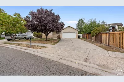 2434 W 2250 N, Clearfield, UT 84015 - Photo 5