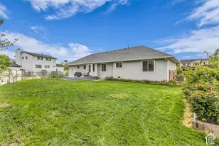 486 W 350 S, Layton, UT 84041 - Photo 31