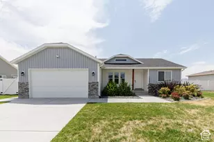 1566 E 650 S, Hyrum, UT 84319 - Photo 19