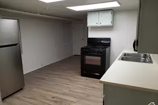 243 S 800 E, Salt Lake City, UT 84102 - Photo 25