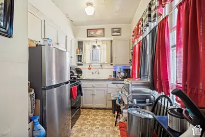 243 S 800 E, Salt Lake City, UT 84102 - Photo 29