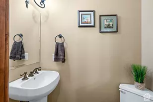 1536 S Cliff Circle, Saint George, UT 84790 - Photo 35