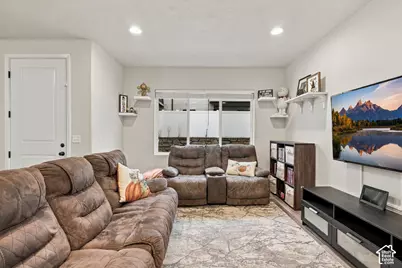 6914 S Static Peak Dr #249, West Jordan, UT 84081 - Photo 5