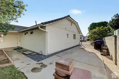 955 S 800 East Cir E, Saint George, UT 84790 - Photo 41