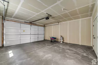 481 W 1800 N, Harrisville, UT 84404 - Photo 13