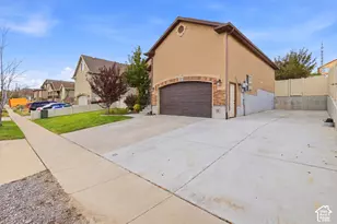 6926 S Adventure Way, West Jordan, UT 84081 - Photo 3