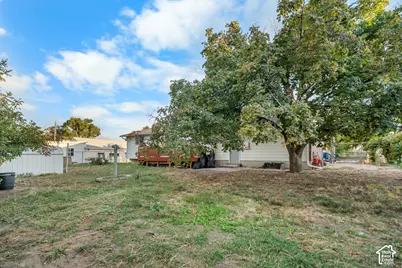 4042 W Paskay Dr, West Valley, UT 84120 - Photo 31