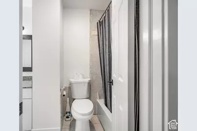 4042 W Paskay Dr, West Valley, UT 84120 - Photo 9