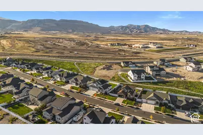 6818 W Orange Leaf Ln, Herriman, UT 84096 - Photo 59