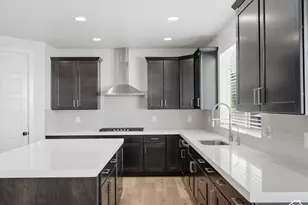 6818 W Orange Leaf Ln, Herriman, UT 84096 - Photo 15