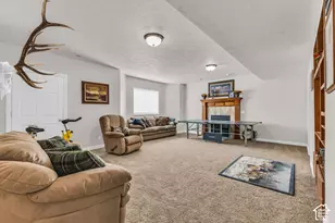 39792 W 7000 N, Tabiona, UT 84072 - Photo 17