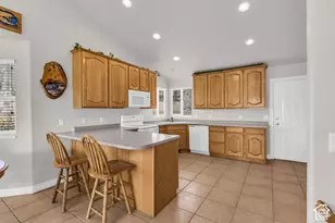 39792 W 7000 N, Tabiona, UT 84072 - Photo 9