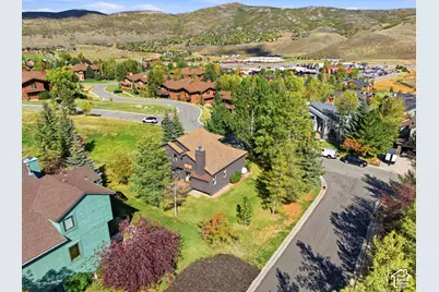 8109 Meadowview Dr #818, Park City, UT 84098 - Photo 5