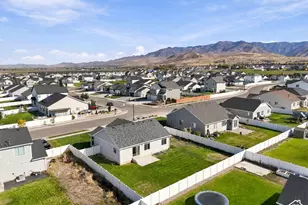 726 W 400 N, Smithfield, UT 84335 - Photo 31