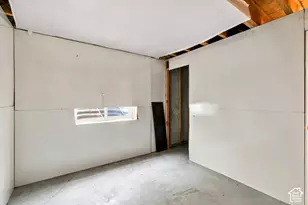 726 W 400 N, Smithfield, UT 84335 - Photo 25