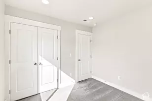 726 W 400 N, Smithfield, UT 84335 - Photo 19