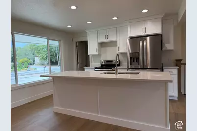 10537 S 3010 W, South Jordan, UT 84095 - Photo 15