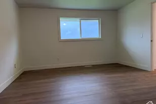 10537 S 3010 W, South Jordan, UT 84095 - Photo 27