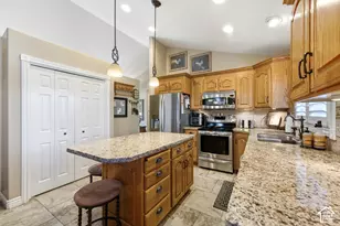 9467 S Overleigh Ct, South Jordan, UT 84095 - Photo 13