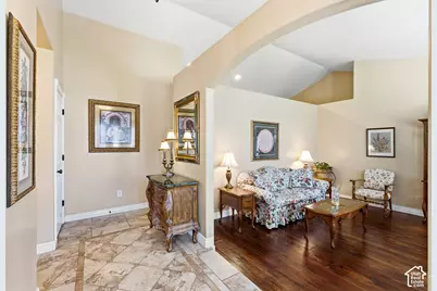 9467 S Overleigh Ct, South Jordan, UT 84095 - Photo 7