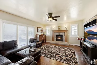 9467 S Overleigh Ct, South Jordan, UT 84095 - Photo 17