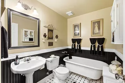 9467 S Overleigh Ct, South Jordan, UT 84095 - Photo 25