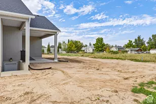 3378 W 900 N, Layton, UT 84041 - Photo 31