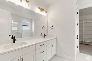 3378 W 900 N, Layton, UT 84041 - Photo 15