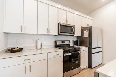 475 W 60 S #L304, Providence, UT 84332 - Photo 5