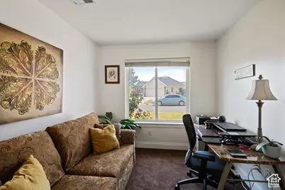 1614 Seneca Dr, Roy, UT 84067 - Photo 3